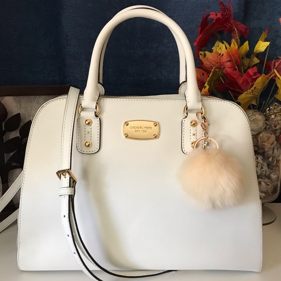Michael Kors Handbags - Large Michael Kors Purse